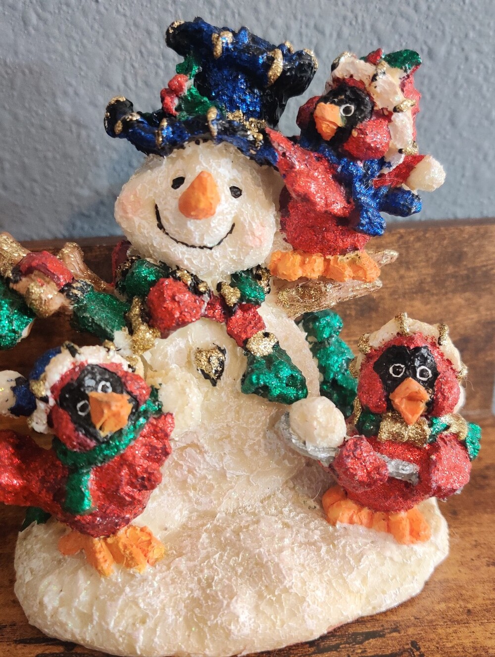 Snowman Figurine with Cardinal red Birds Glitter Resin 4" Christmas Decor winter